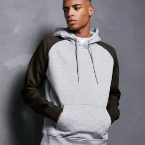 Basic raglan hoodie