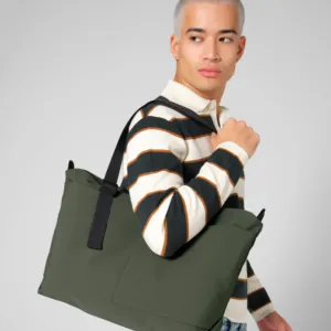 Minimal lifestyle tote