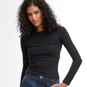 Women’s ultra slim long sleeve