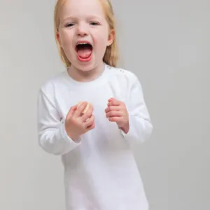 Long-sleeved t-shirt