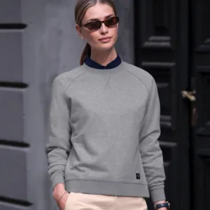 Women’s Georgetown – timeless luxury crew neck