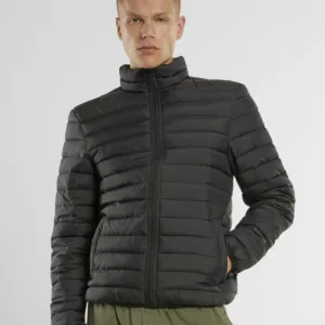 Light puffer jacket