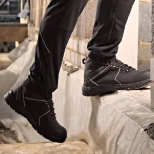 Coldwell light boots